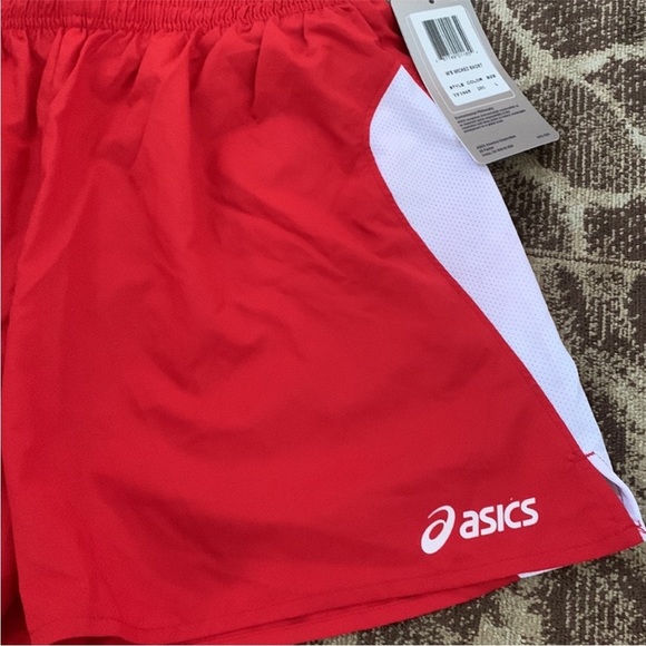 🏃‍♀️🆕 ASICS Women's Wicked Short red /white size medium (lined with brief) - Picture 6 of 8